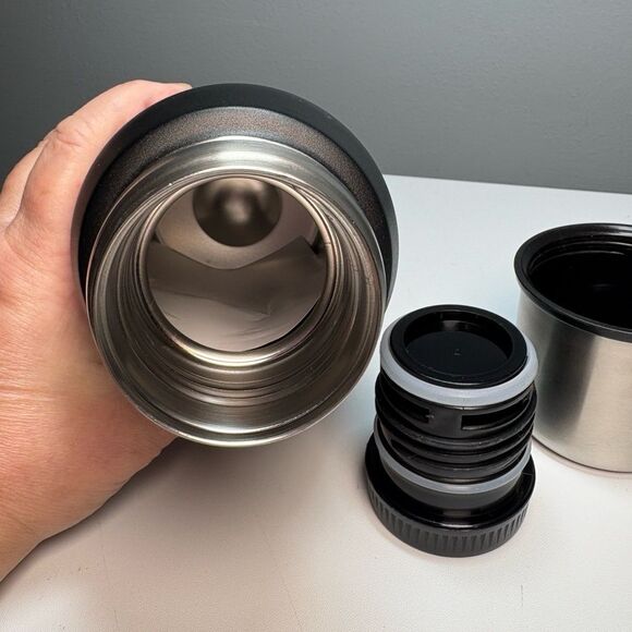 NEW Volcom Thermal Bottle 26oz Matte Black Insulated Wall Vacuum Hydration - Picture 5 of 7